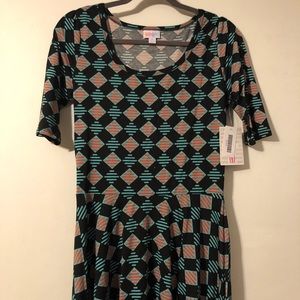 nwt med lularoe nicole dress